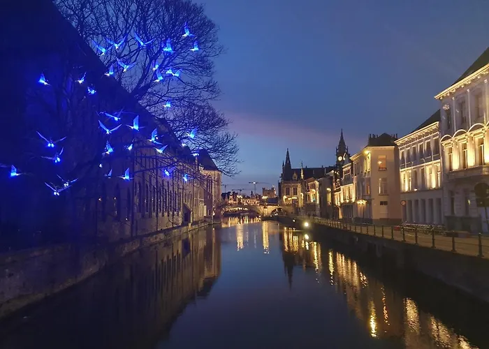 Spacious Loft In The Historical Centre *